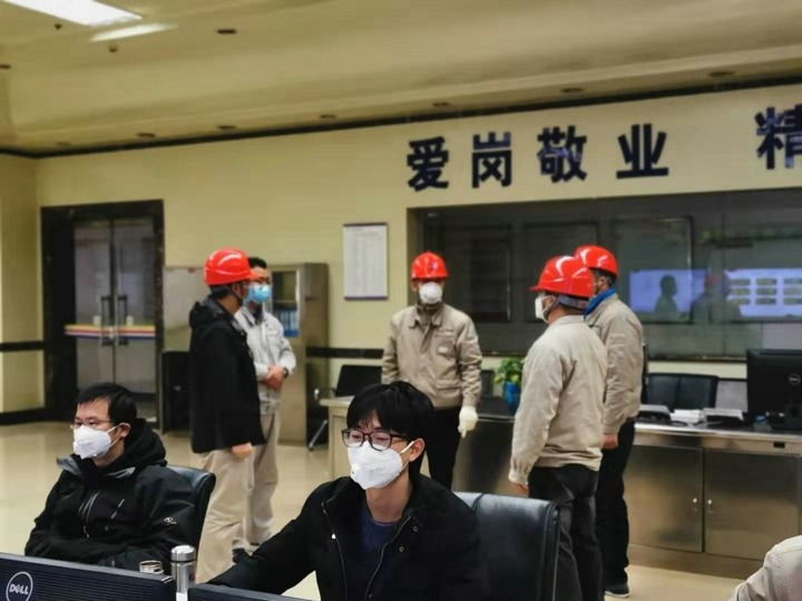 万众一心共克时艰，，，，，，，众志成城战胜疫情