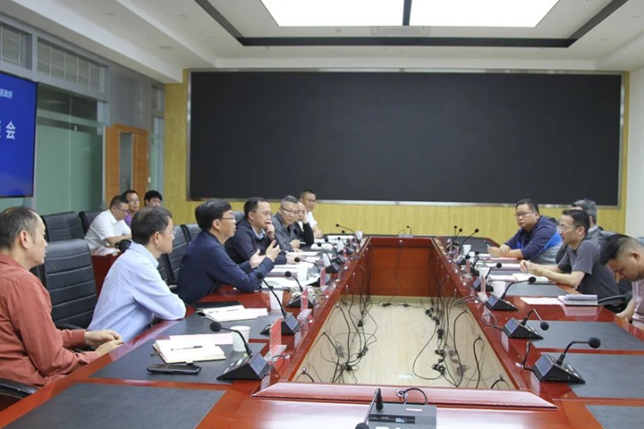 云煤（Ag亚洲集团）集团与开远市政府举行座谈会