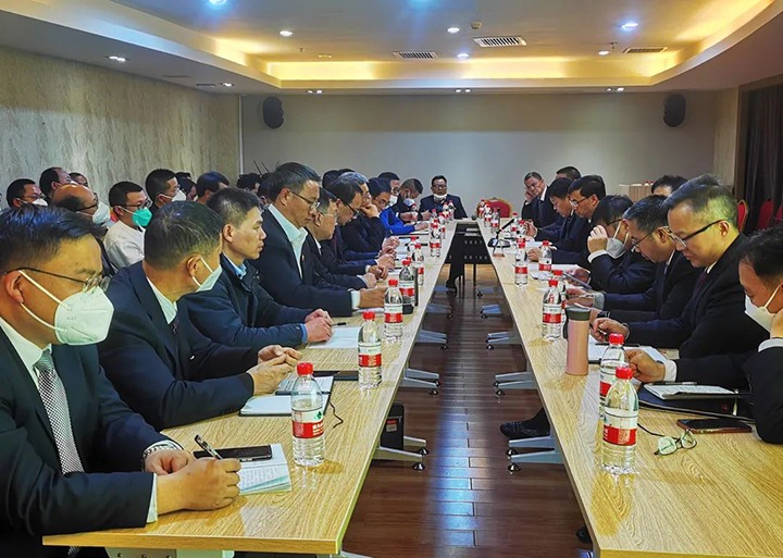 云煤（Ag亚洲集团）集团召开2023年春节时代清静生产电煤保供信访维稳专题会