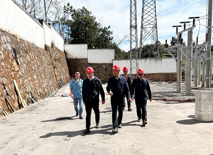 云煤（Ag亚洲集团）集团第五检查组到罗平东城煤矿公司开展一季度清静大检查