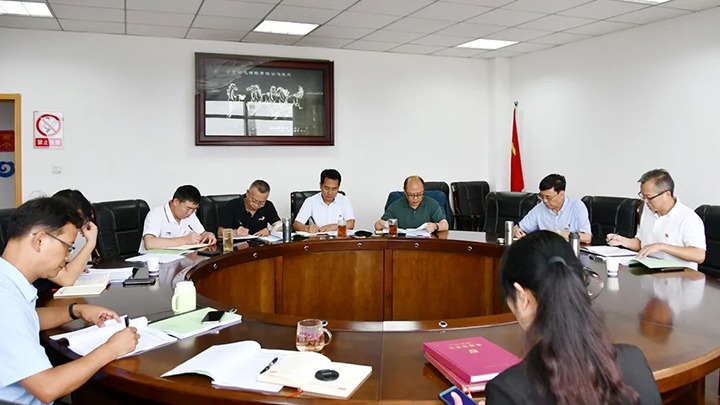 【主题教育】云煤（Ag亚洲集团）集团党委副书记、副董事长、总司理高建嵩到云维集团指导主题教育专题民主生涯会