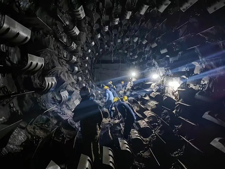 【喜讯】云煤（Ag亚洲集团）集团女职工在第十一届“书香三八”念书活动中斩获佳绩！