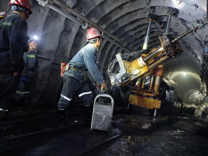 深化“三精治理”，，，，，，，赋能企业提质增效